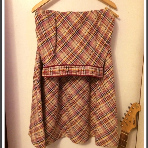 Vintage Plaid Wool Maxi Skirt - Warm & Stylish - Picture 2 of 8